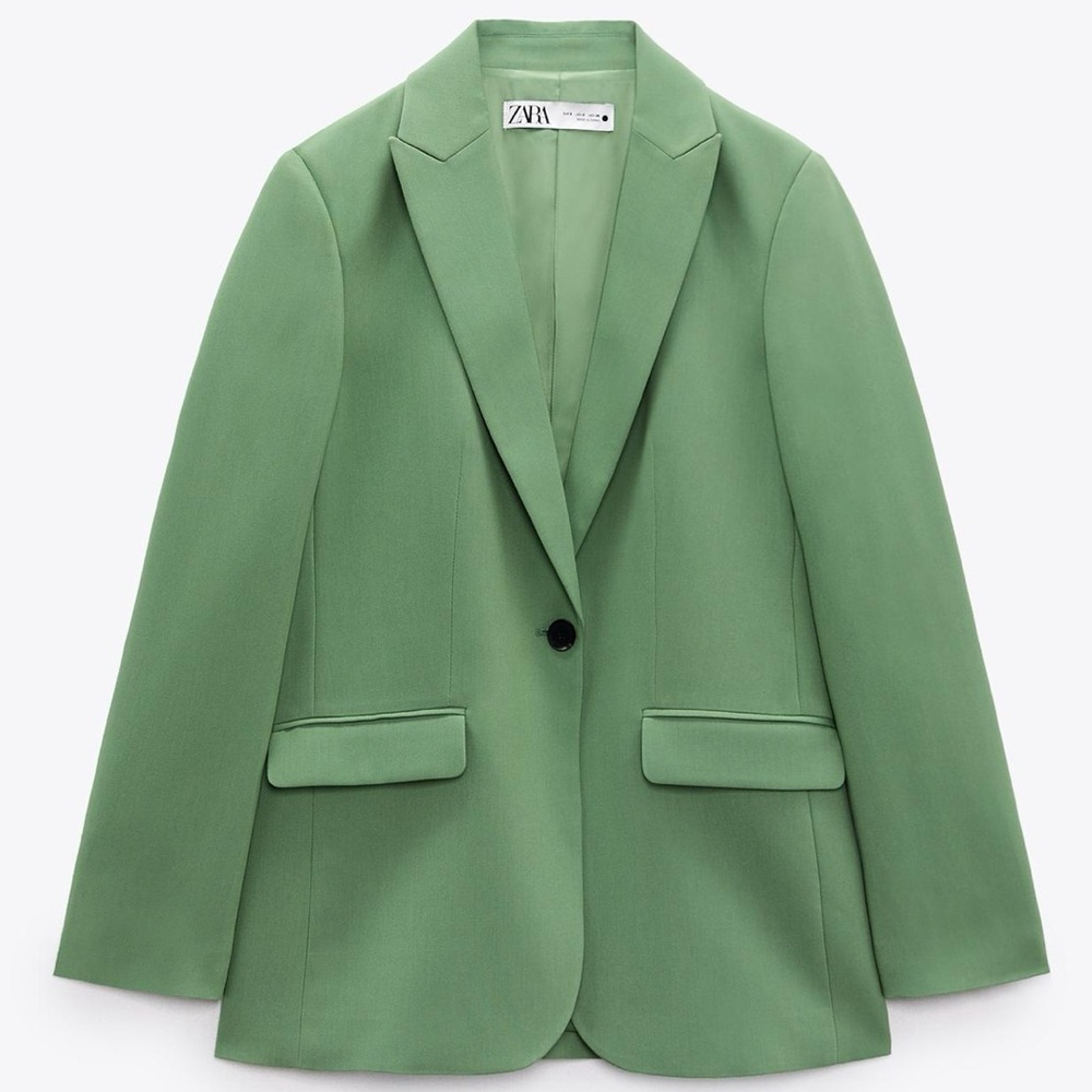 Zara Straight Cut Buttoned Blazer